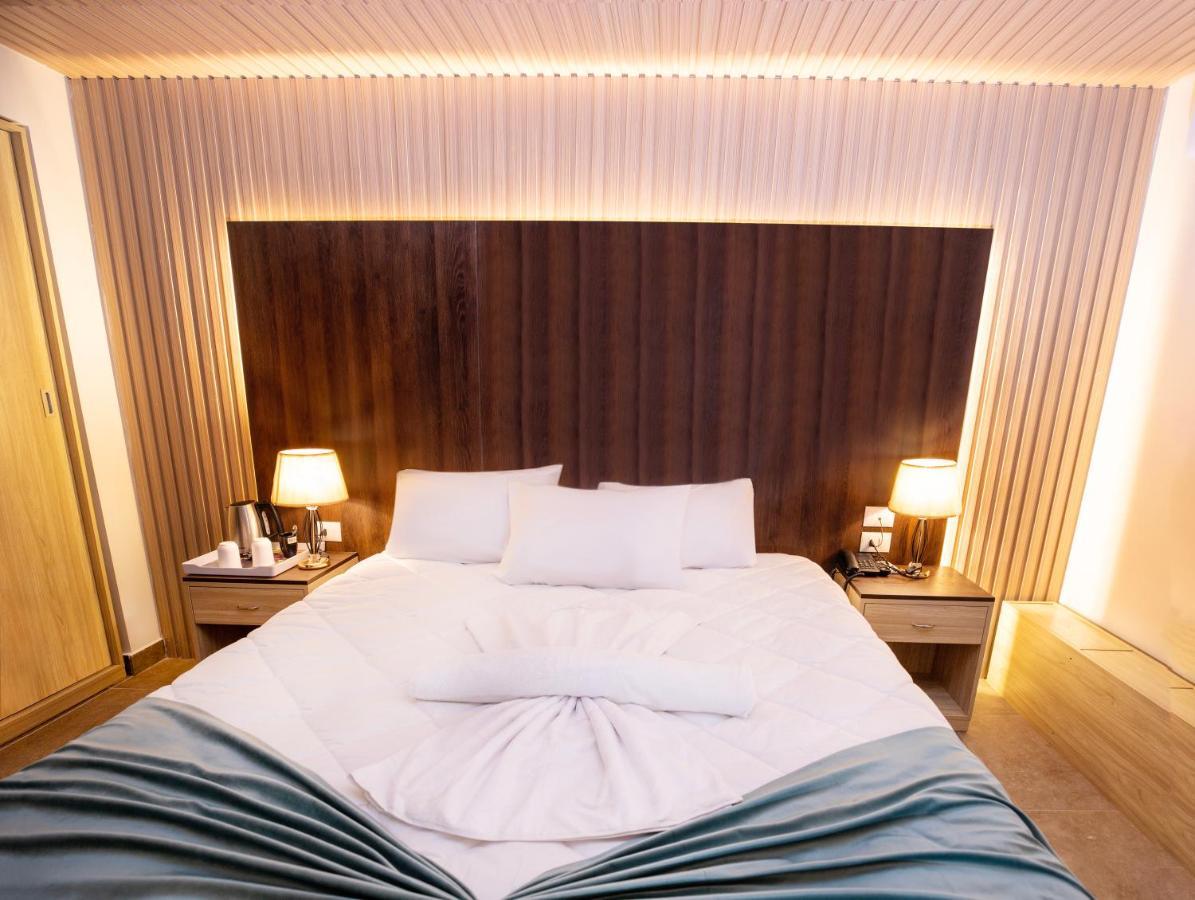 Blue Pyramids Eyes Hotel Al Kawm al Akhdar Exterior foto