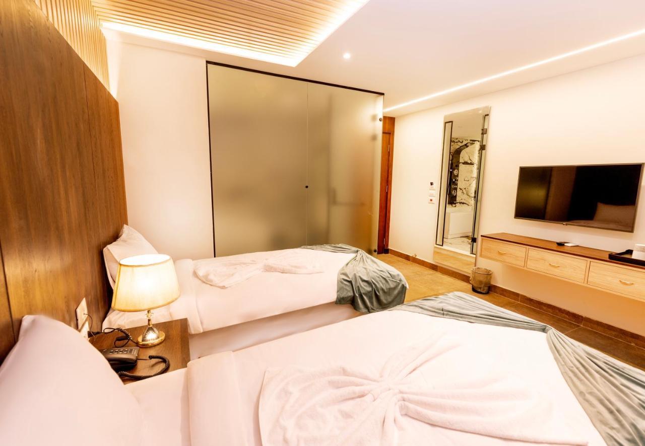Blue Pyramids Eyes Hotel Al Kawm al Akhdar Exterior foto